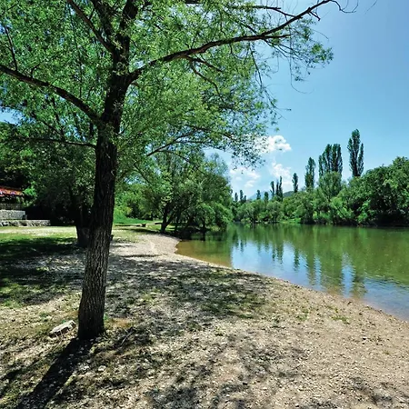 Stunning In With Wifi Holiday home *