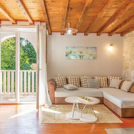 Holiday home Stunning In With Wifi *